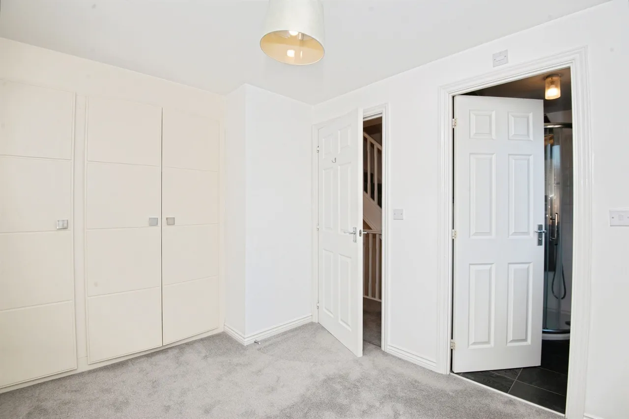 Gloucester Avenue, Shinfield, READING, photo 9