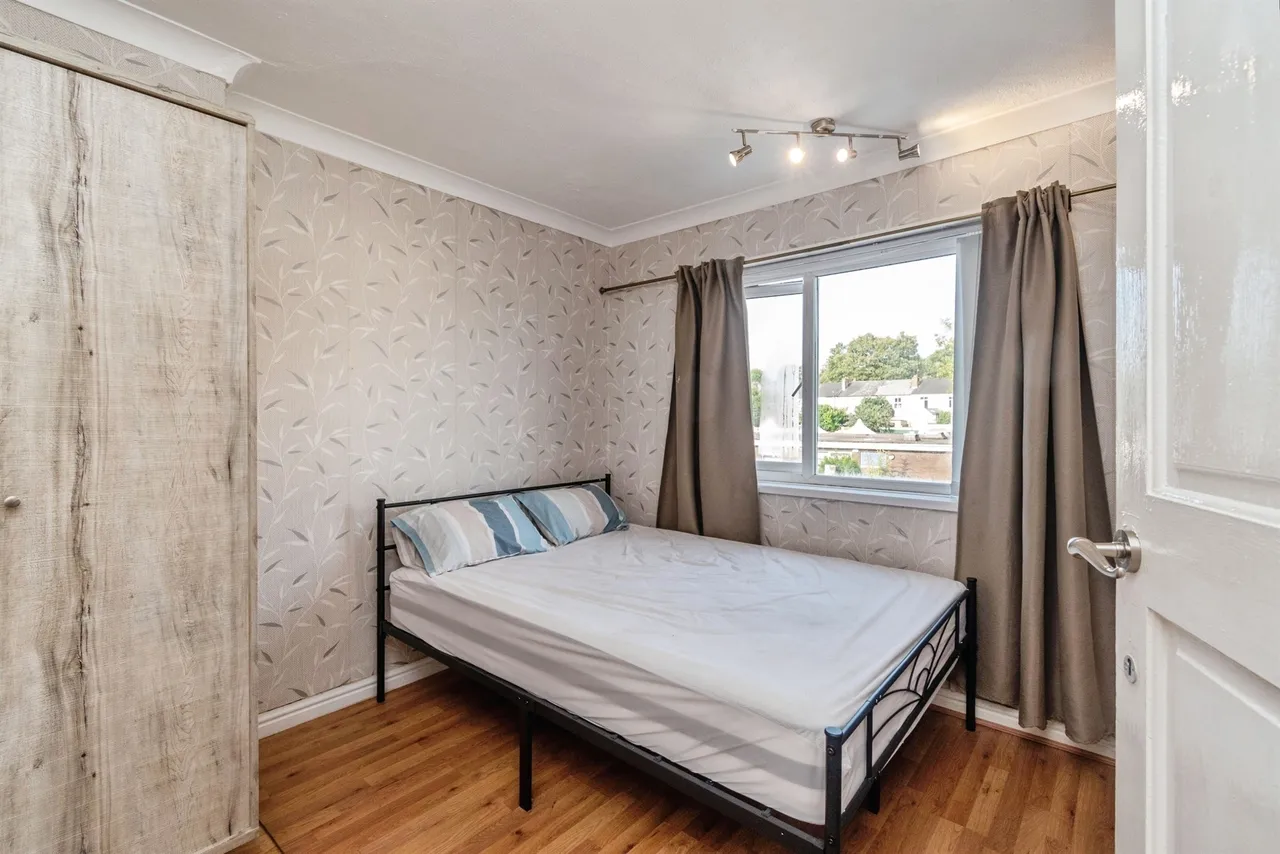 Summerhill Road, Bilston, WV14, photo 14