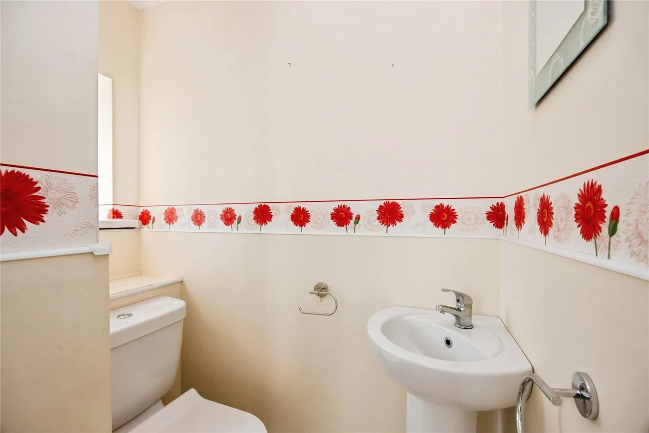 Gilbert Road, Bodmin, PL31, photo 10