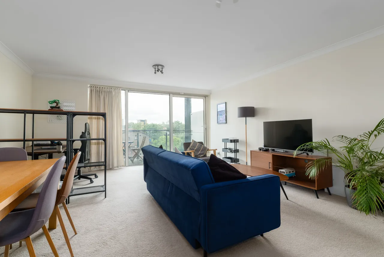 Boardwalk Place, London, E14, photo 9