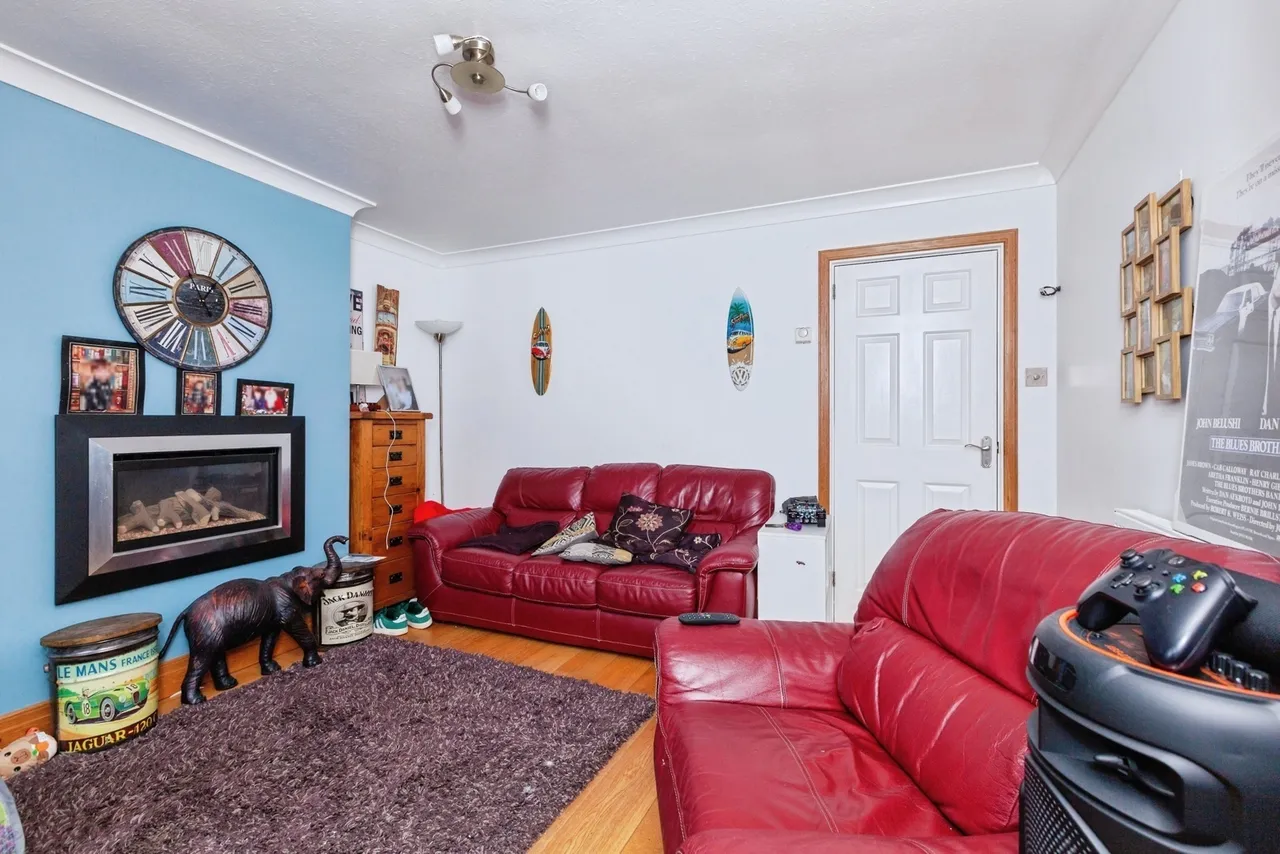 Holmfield Avenue East, Leicester, LE3, photo 2