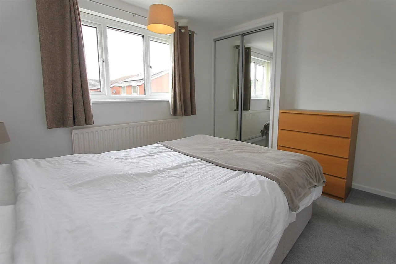 Curlew Close, Kidderminster, photo 6