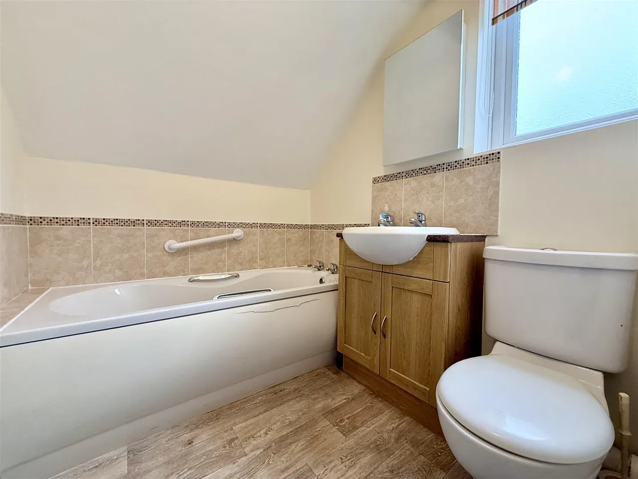 Cumbrian Way, Shepshed, photo 14