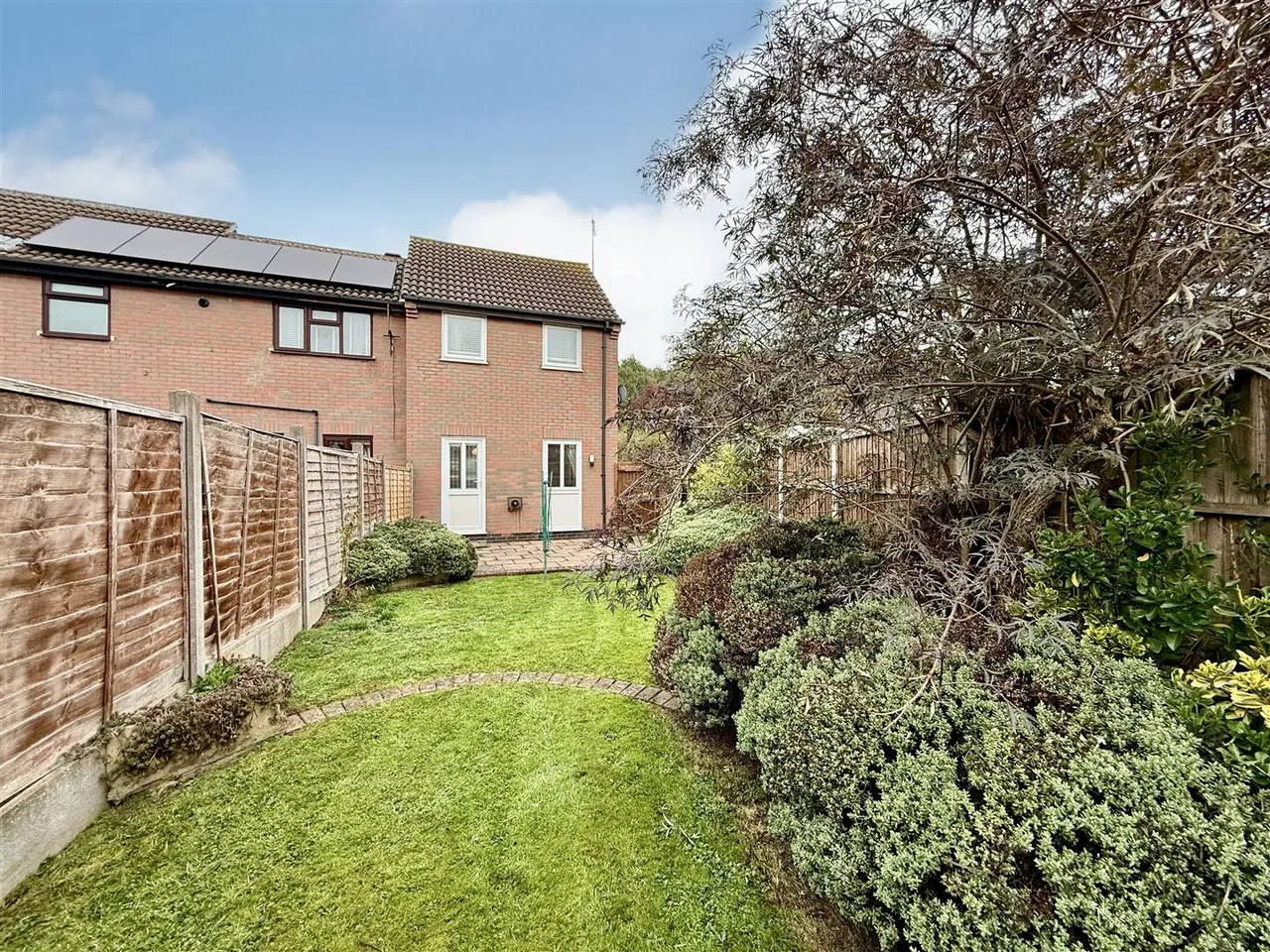 Cumbrian Way, Shepshed, photo 17