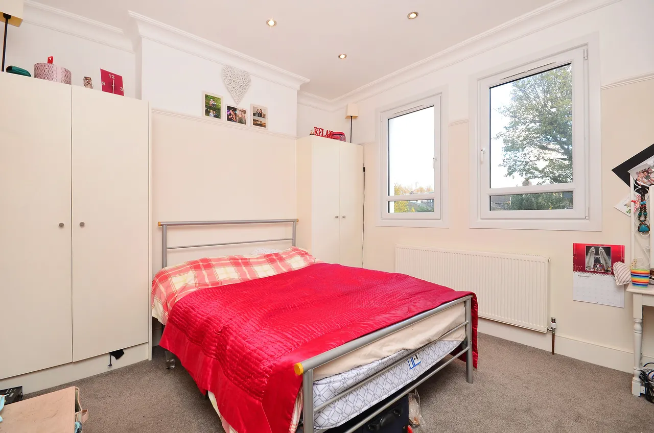 222b Merton Road, London, photo 2
