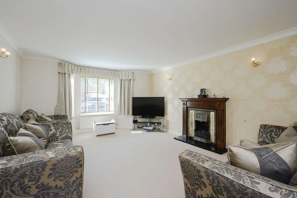Lawson Walk, Carshalton Beeches, SM5 4HE, photo 6