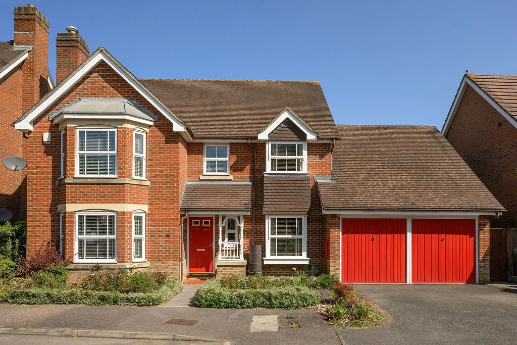 Lawson Walk, Carshalton Beeches, SM5 4HE, photo 4
