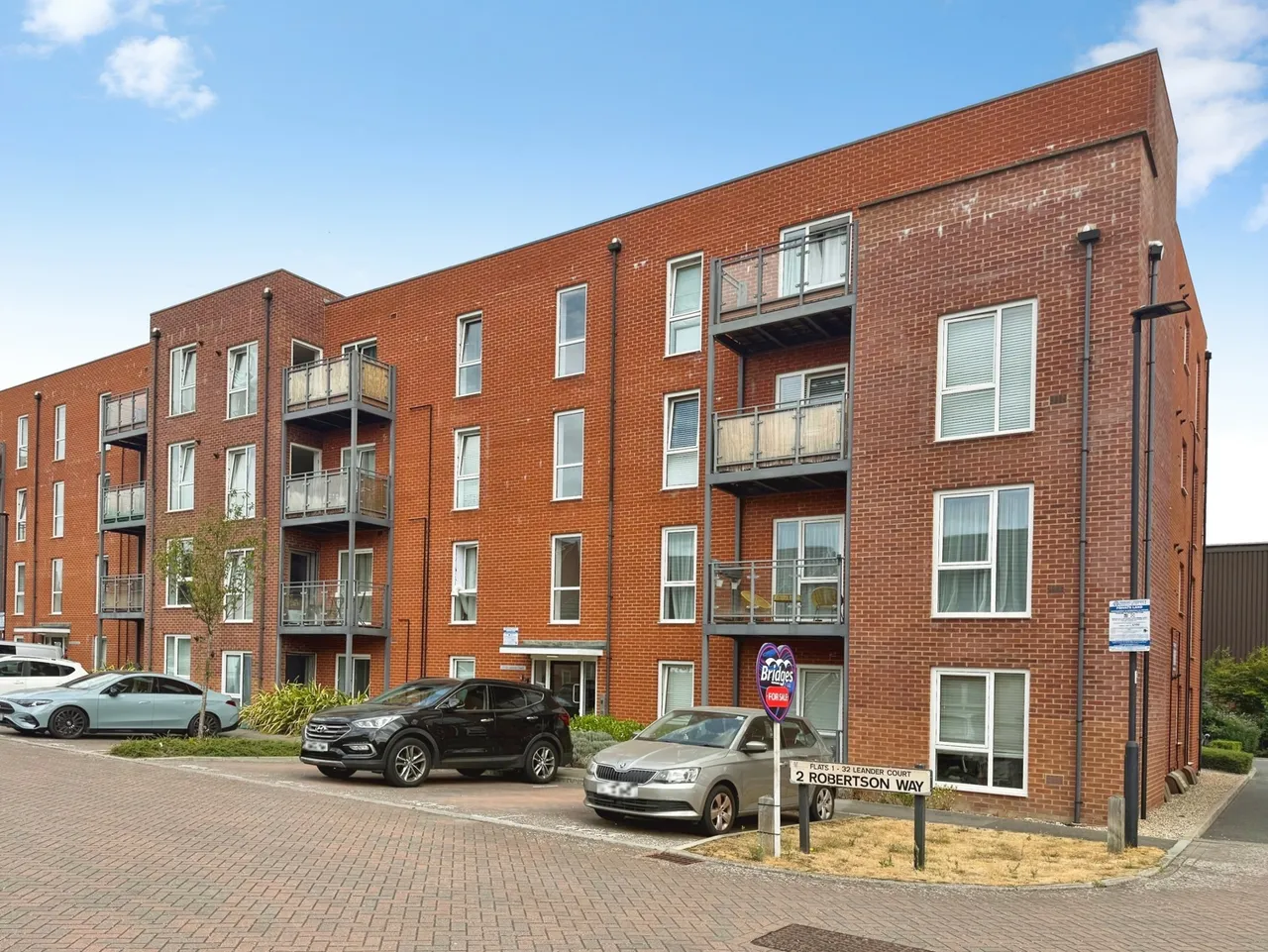 1 bed flat for sale — Robertson Way, Basingstoke, Hampshire, RG21 6BJ