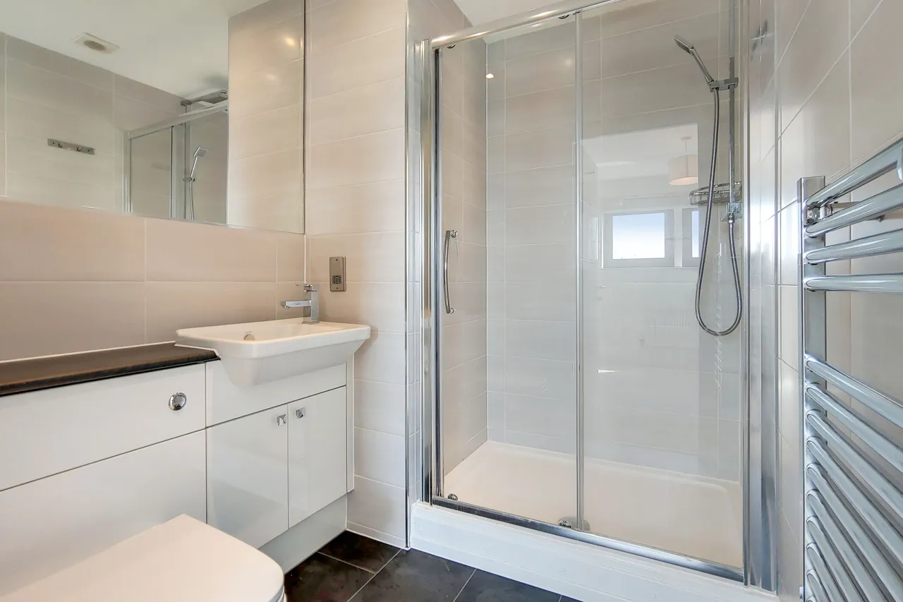 Flat 7, The Ship Apartments, 90 Hardinge Street, London, photo 11