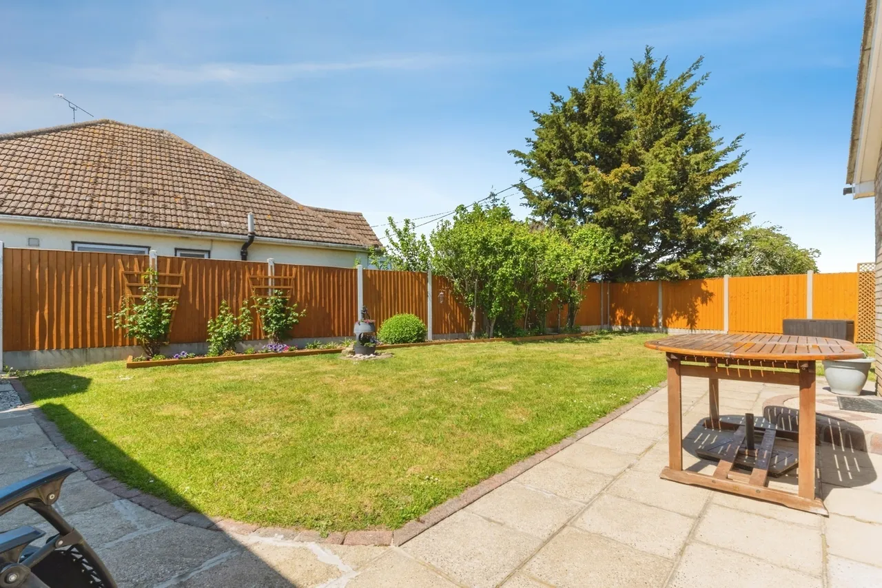 Tunstall Close, St. Osyth, Clacton-on-Sea, Essex, CO16, photo 8