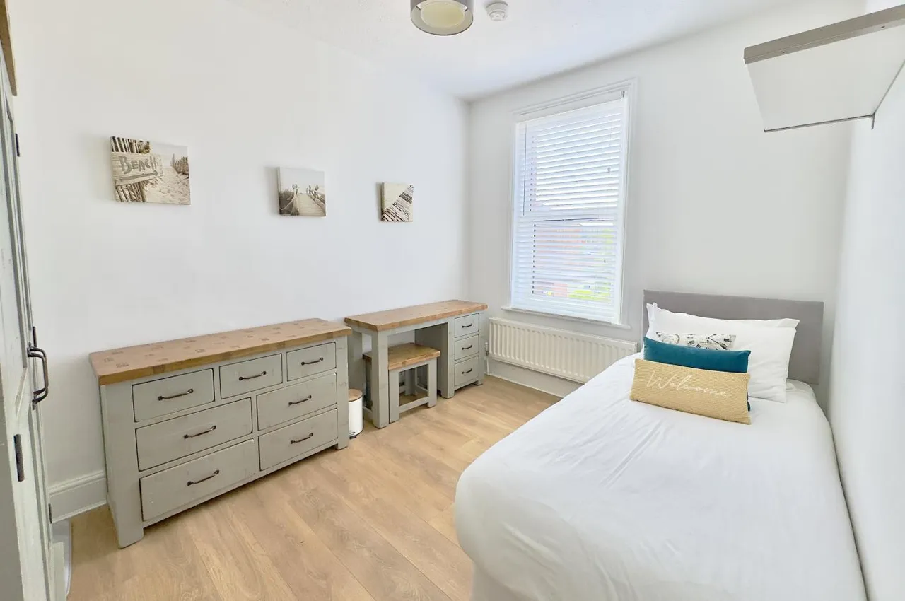 Acland Road, BH9, photo 18