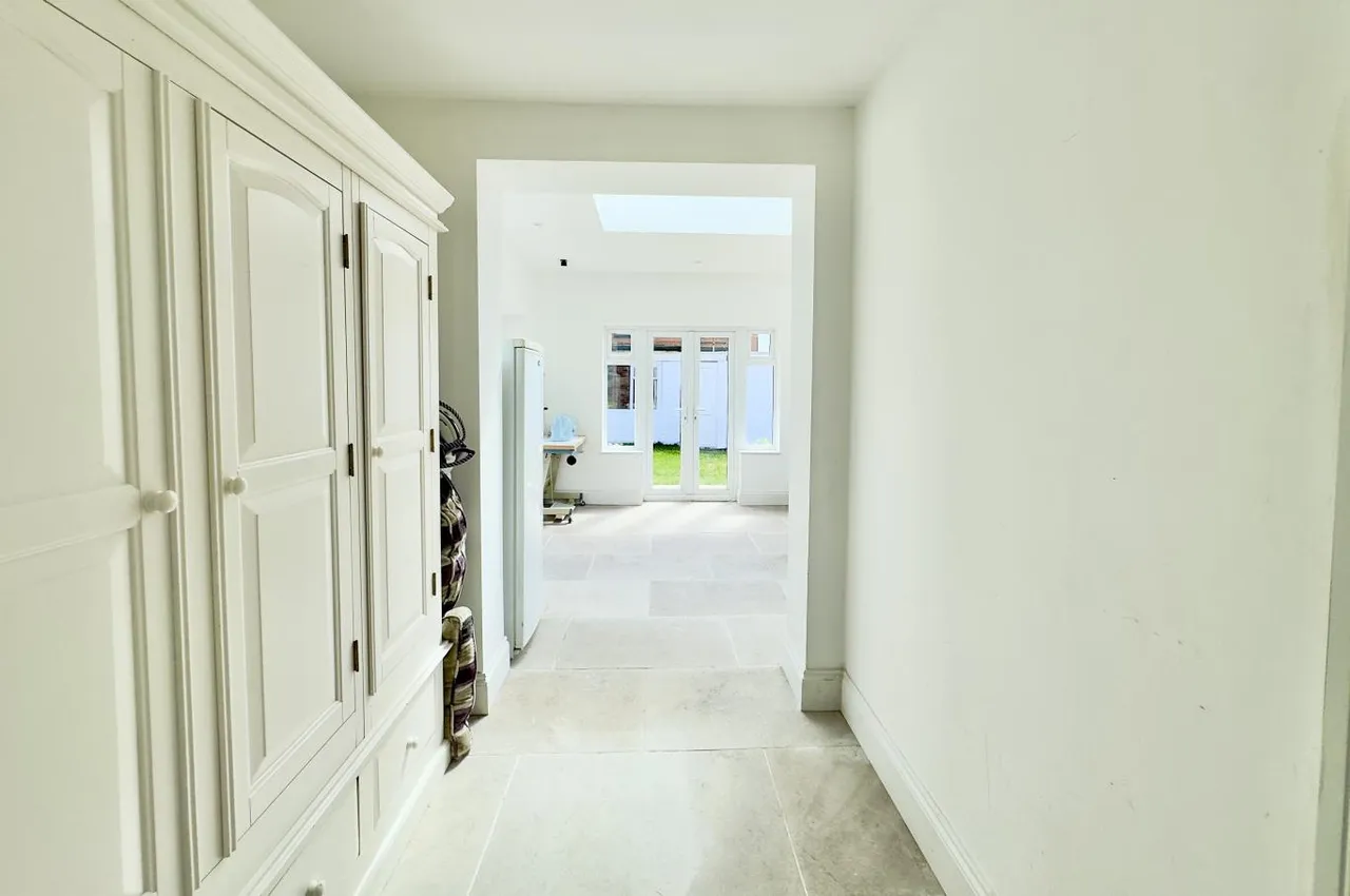 Acland Road, BH9, photo 13