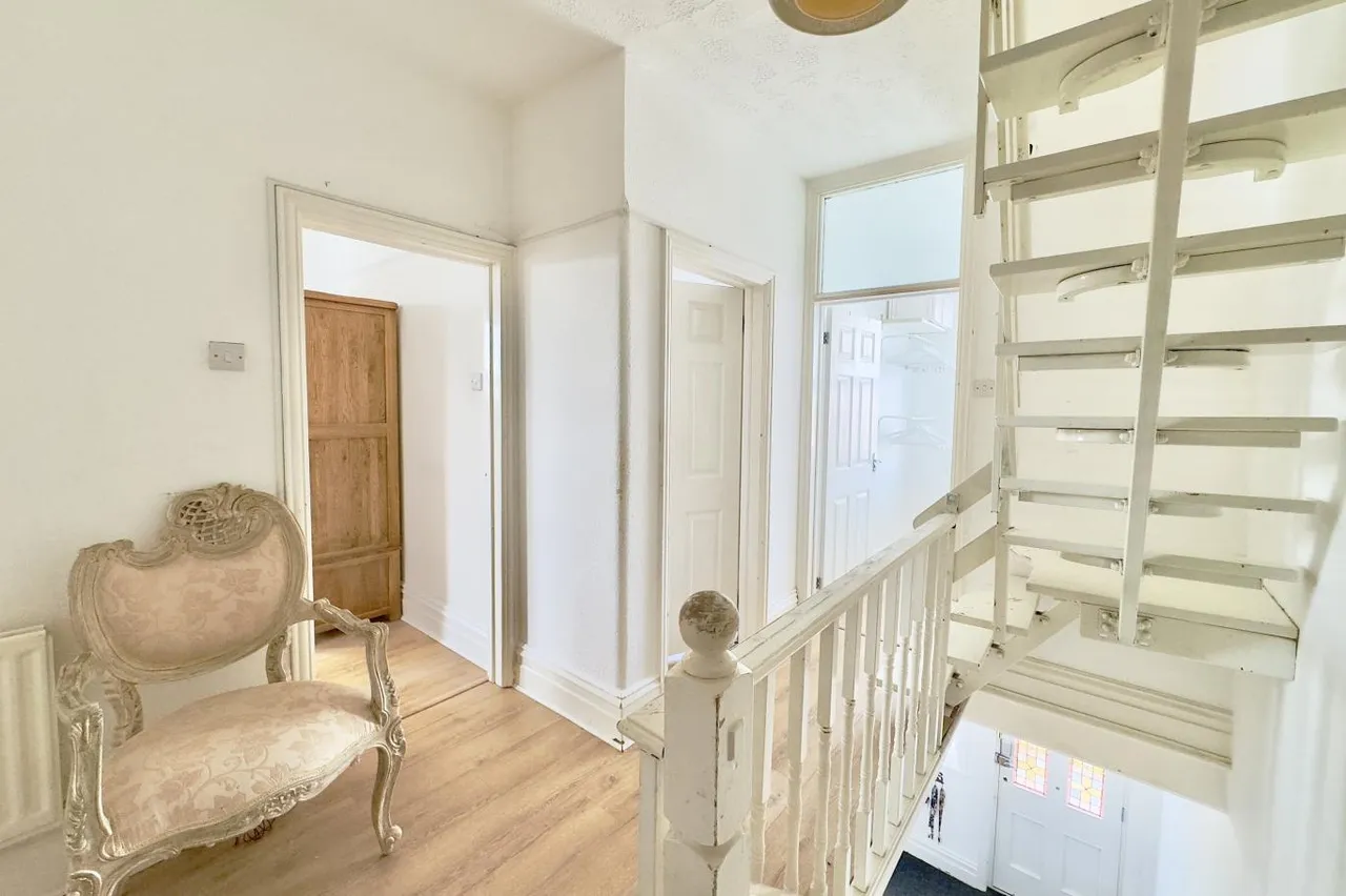 Acland Road, BH9, photo 15