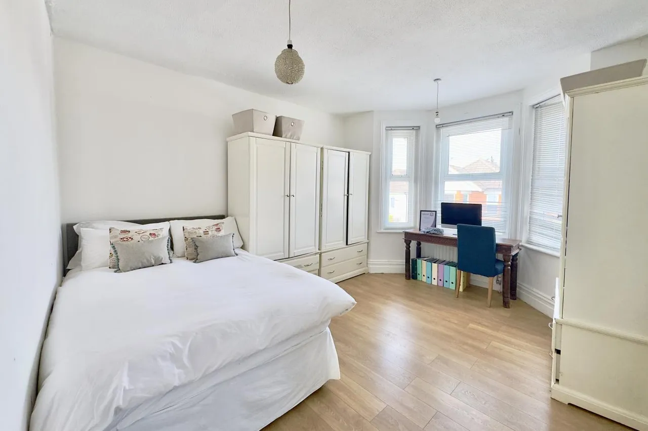 Acland Road, BH9, photo 16