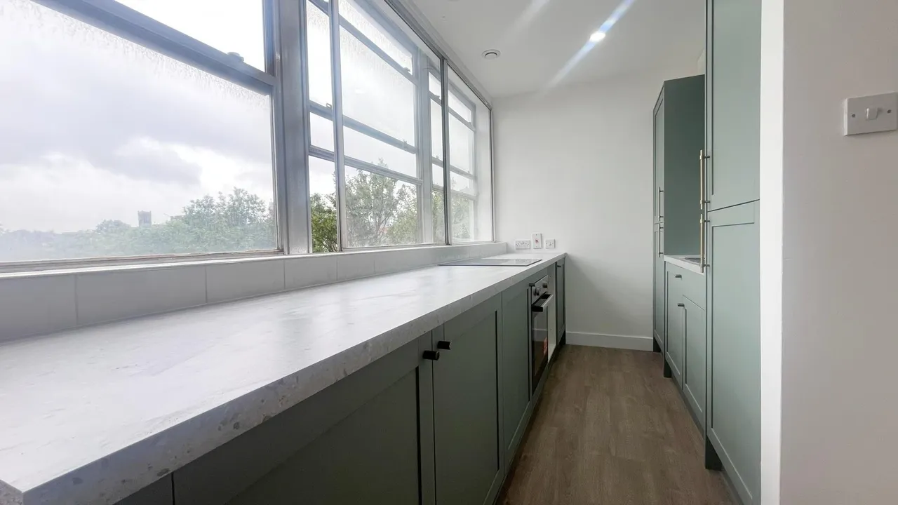 6 Whitehorse Road, Croydon, CR0, photo 4
