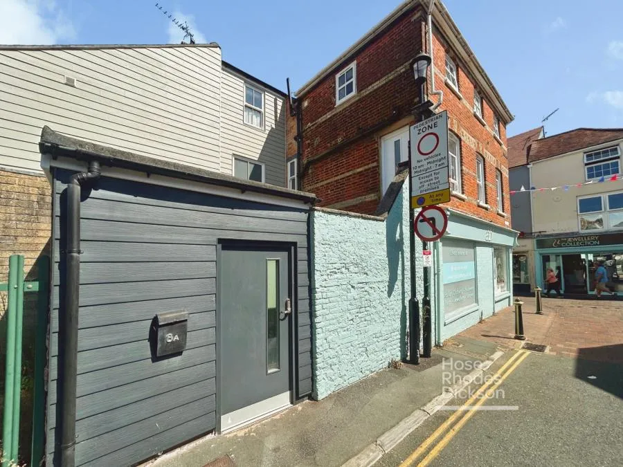 High Street, Cowes, PO31, photo 12