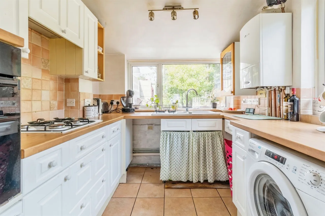 Oxford Road, Calne, SN11, photo 5