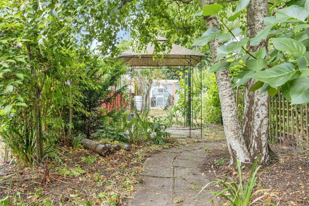 Oxford Road, Calne, SN11, photo 11