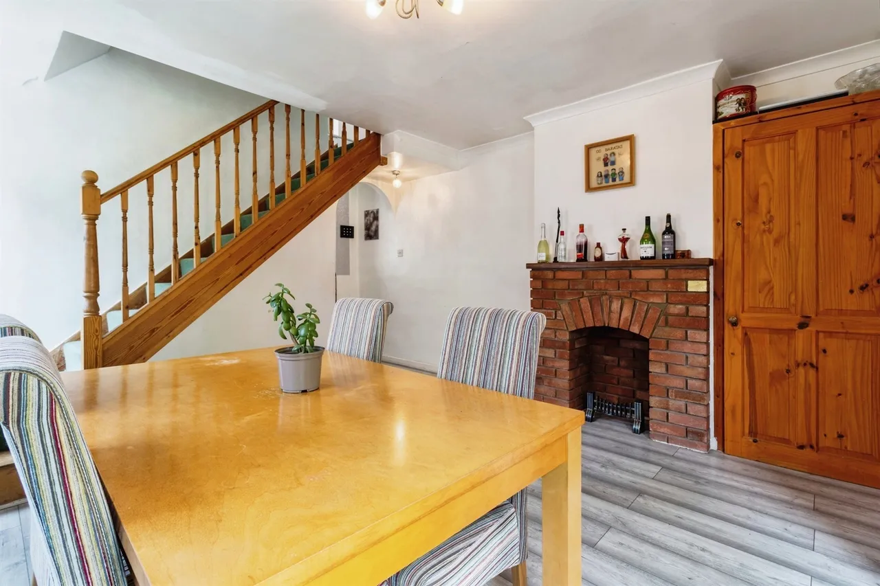 Oxford Road, Calne, SN11, photo 4