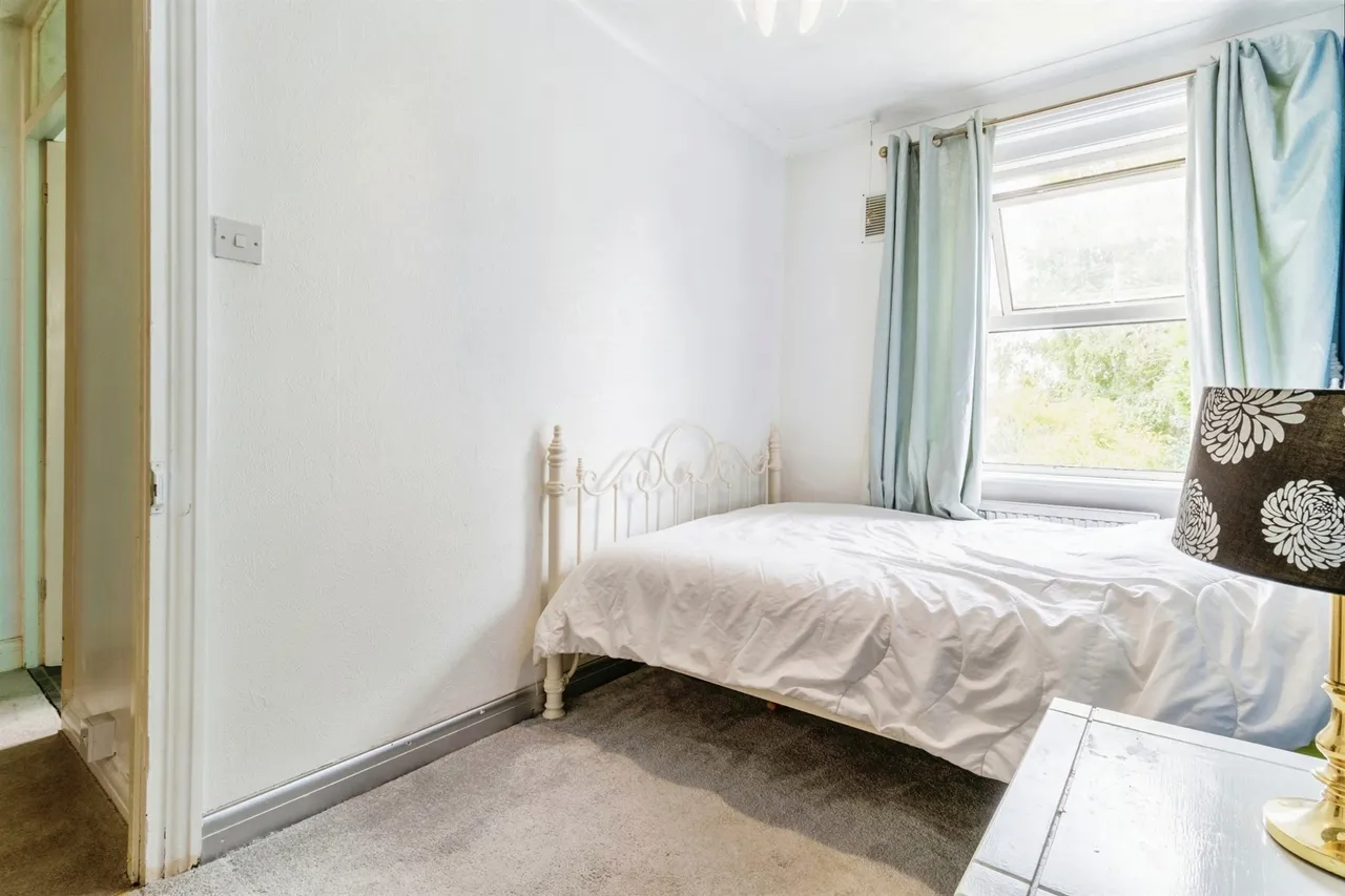 Oxford Road, Calne, SN11, photo 8
