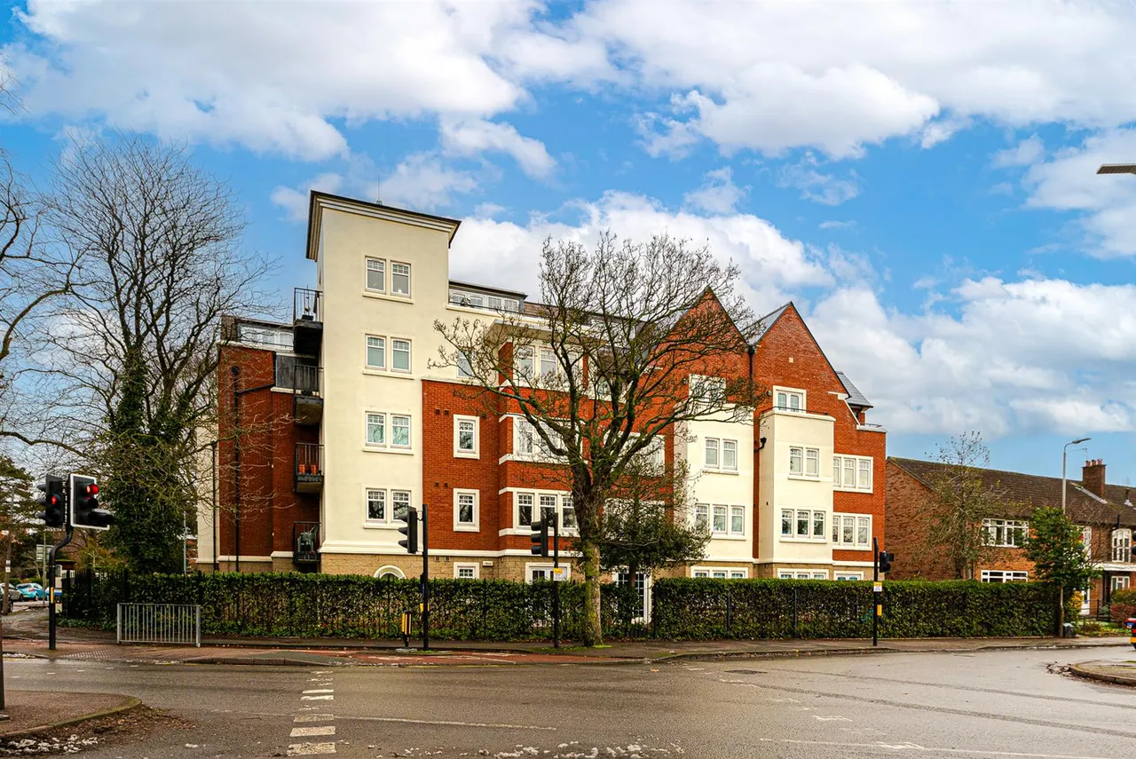The Laurels, Leicester, LE2, photo 4