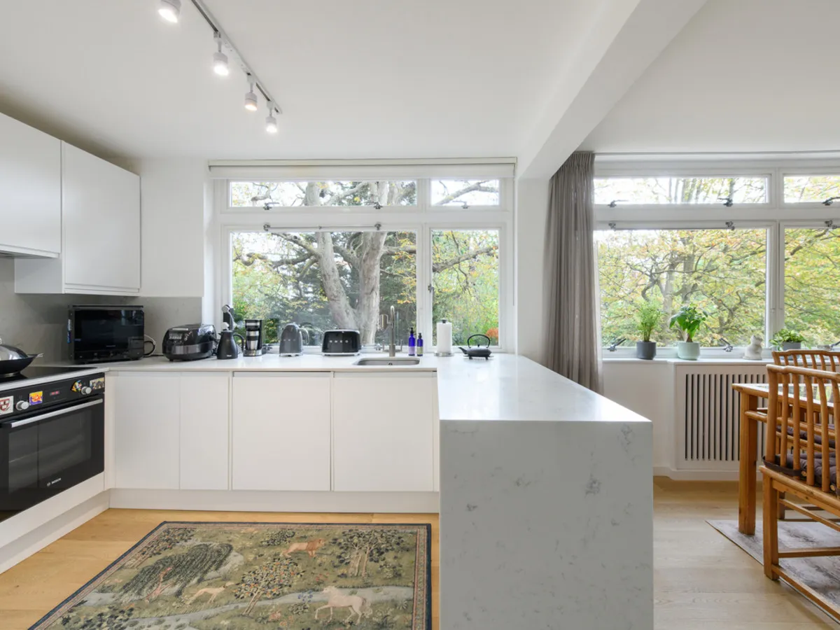 2 bed flat for sale, Ilchester Place, London, W14