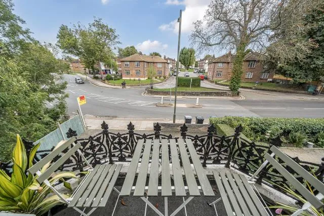 Nether Street, London, N3, photo 18