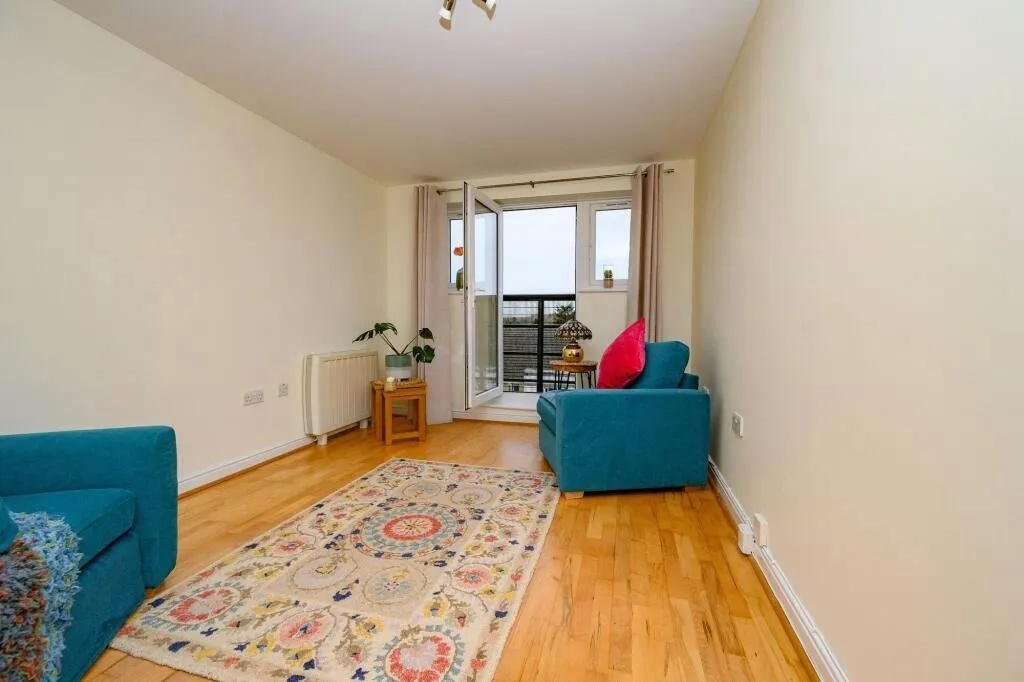 Ovaltine Court, Ovaltine Drive, Kings Langley, WD4 8GX, photo 4