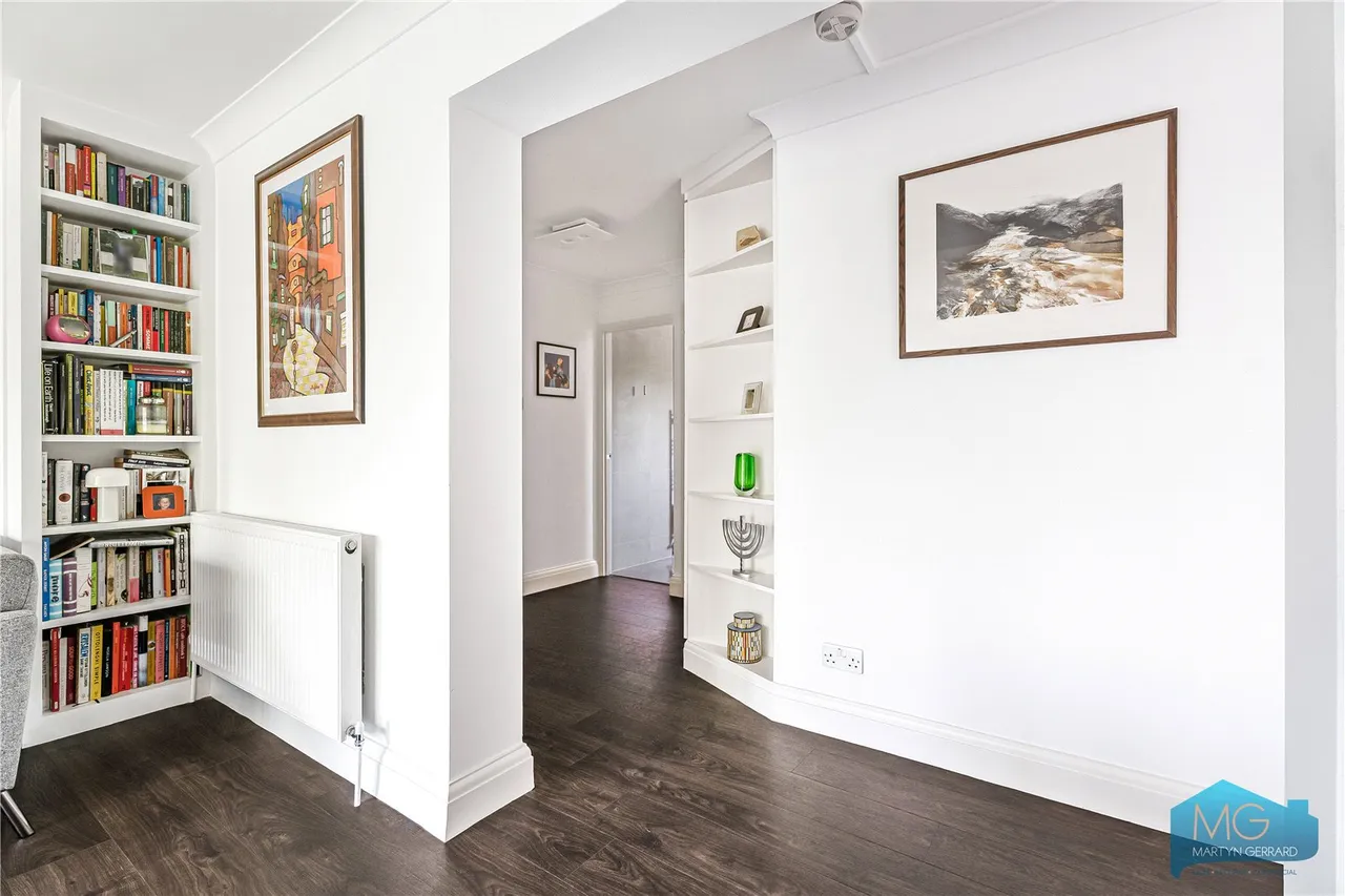 Oakleigh Road North, Whetstone, N20, photo 11