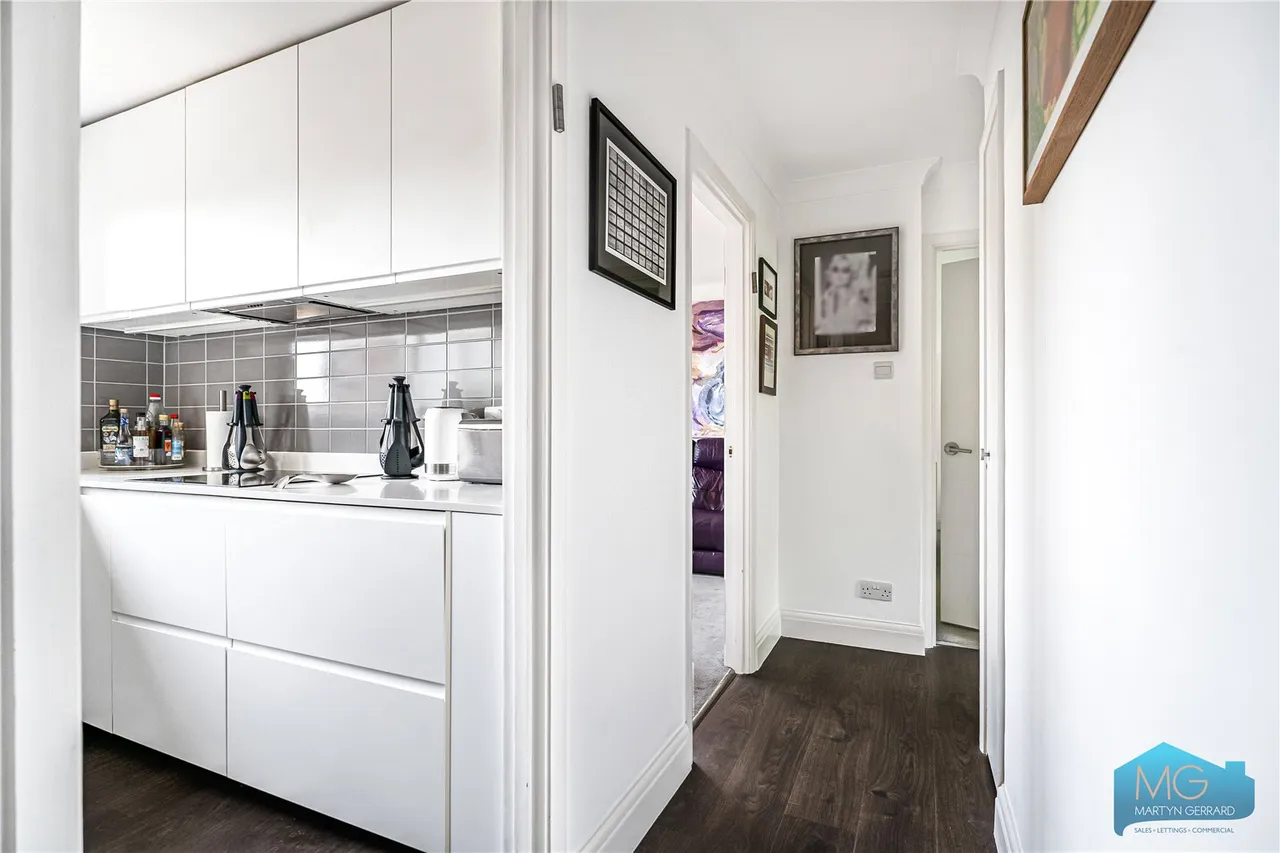 Oakleigh Road North, Whetstone, N20, photo 10