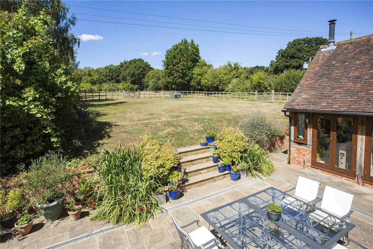 Crittenden Road, Matfield, TN12, photo 16