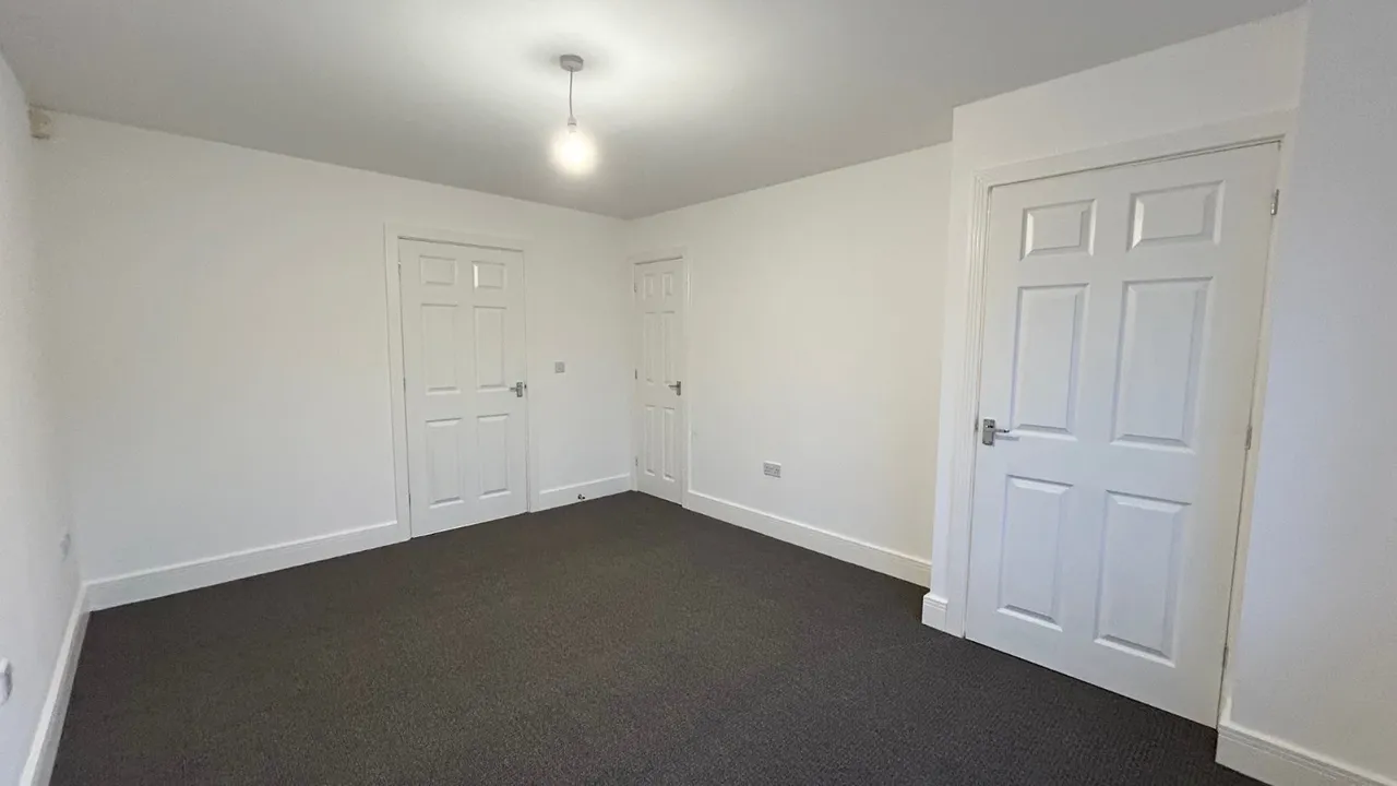 Hazel Gardens, Worsbrough, S70, photo 4