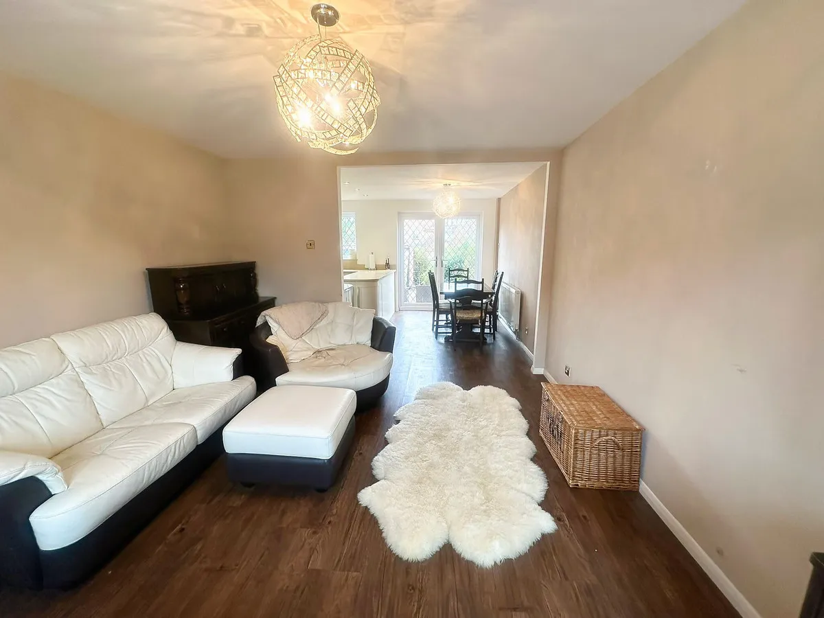 Romford, RM3, photo 10