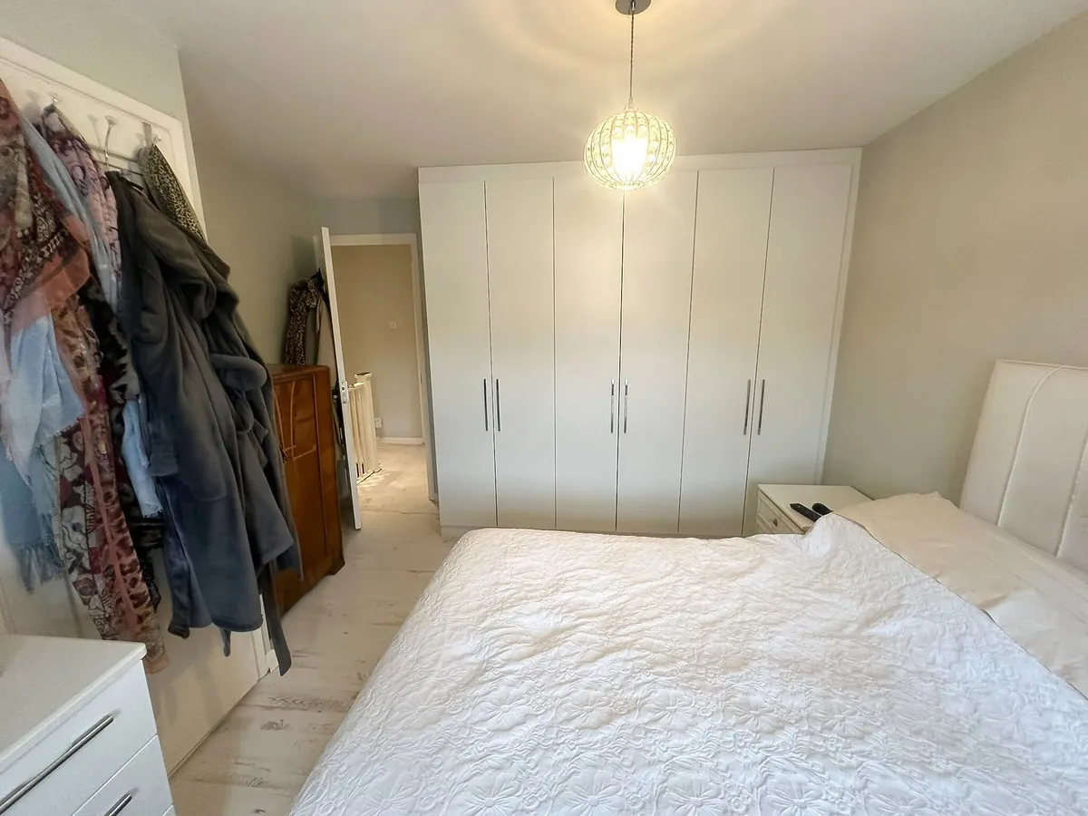 Romford, RM3, photo 15