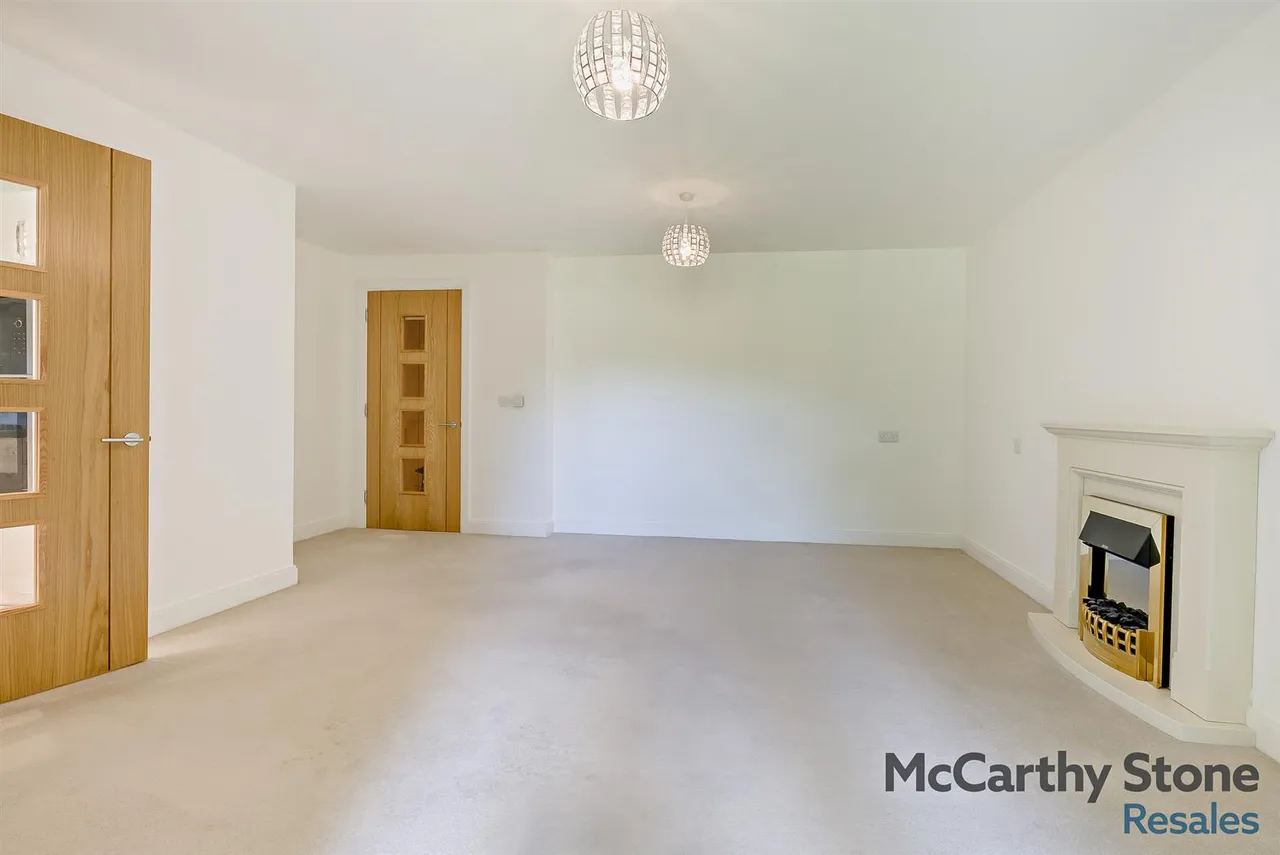 Marple Lane, Chalfont St. Peter, SL9, photo 2