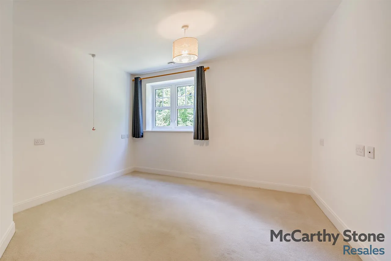 Marple Lane, Chalfont St. Peter, SL9, photo 11
