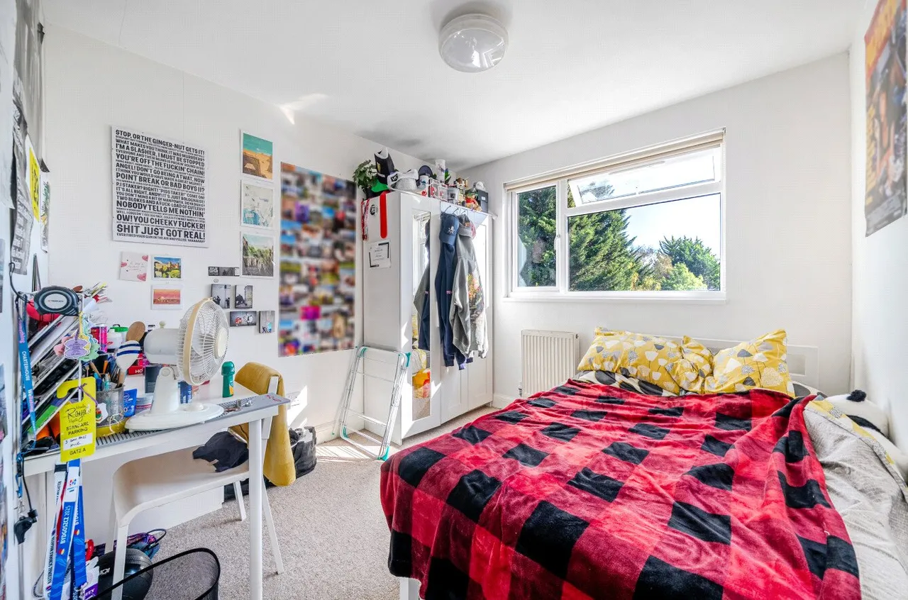 Beckingham Road, Guildford, GU2, photo 9