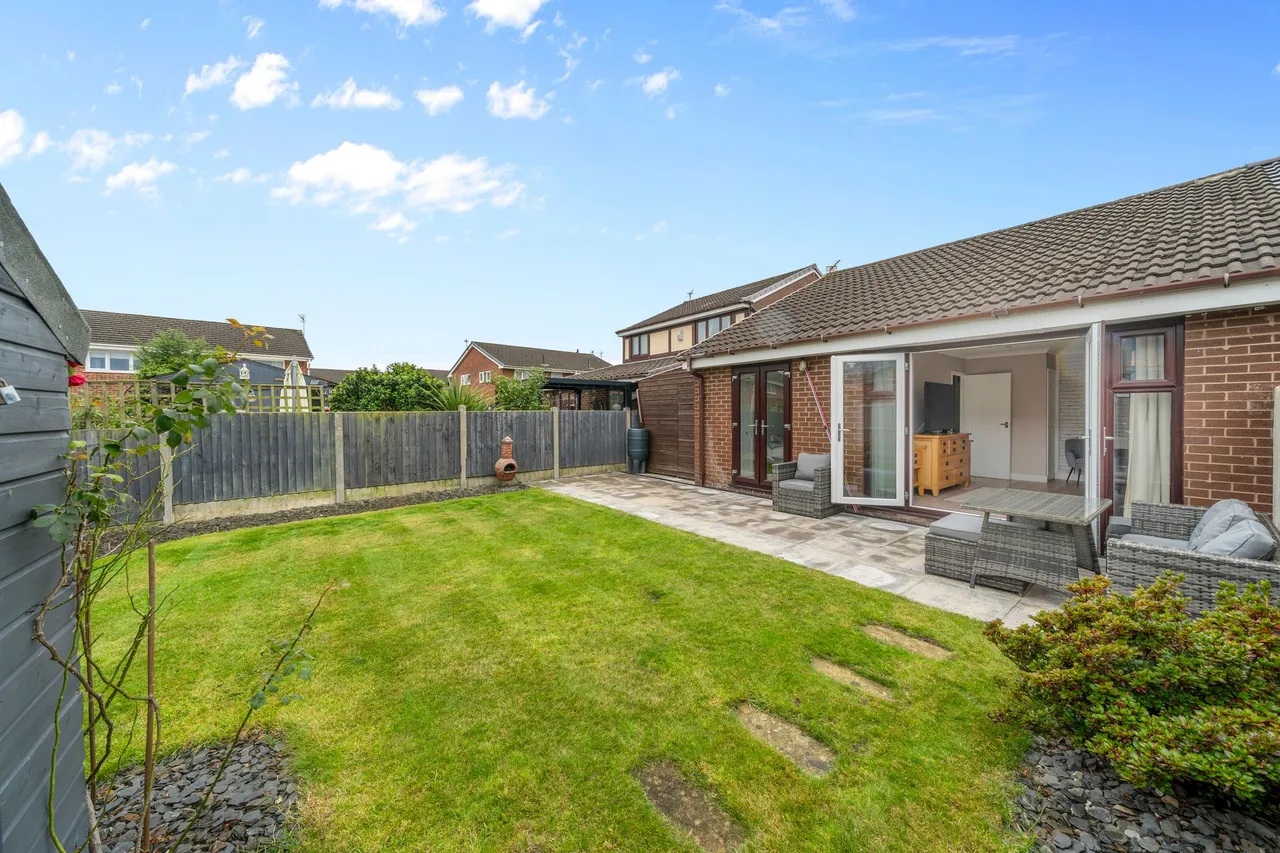 New Barn Avenue, Ashton-In-Makerfield, WN4, photo 17