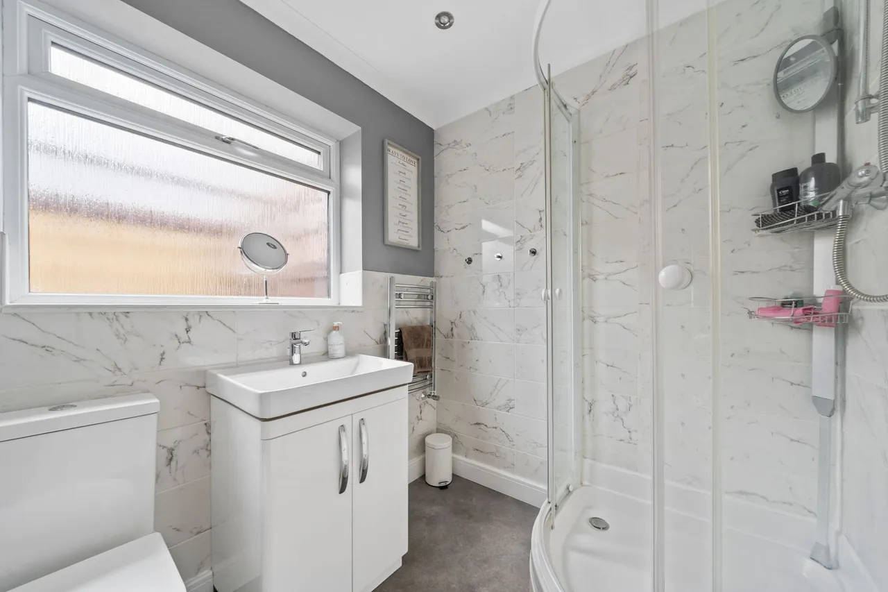 New Barn Avenue, Ashton-In-Makerfield, WN4, photo 15