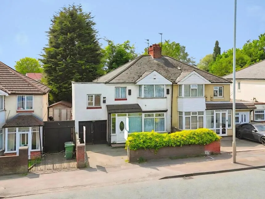 4 bed house for sale — Willenhall Road, Willenhall, West Midlands, WV13