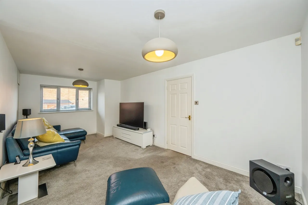 Merrybower Close, Stenson Fields, DE24, photo 2