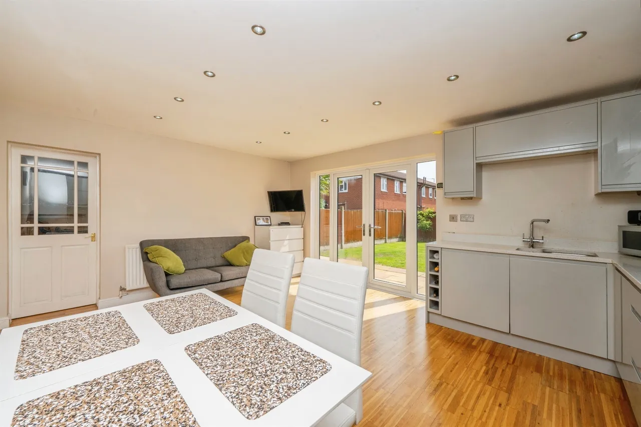 Merrybower Close, Stenson Fields, DE24, photo 7