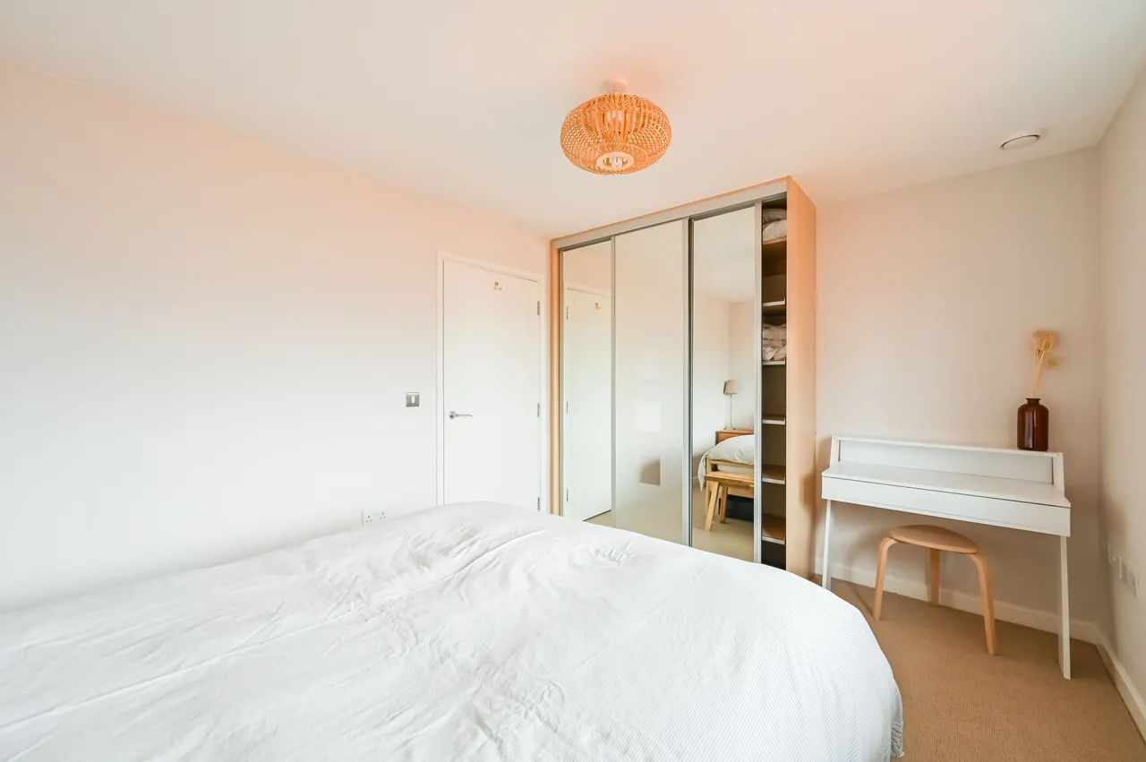 Flat 8, Chaplin Court, 20 Joseph Street, London, photo 11