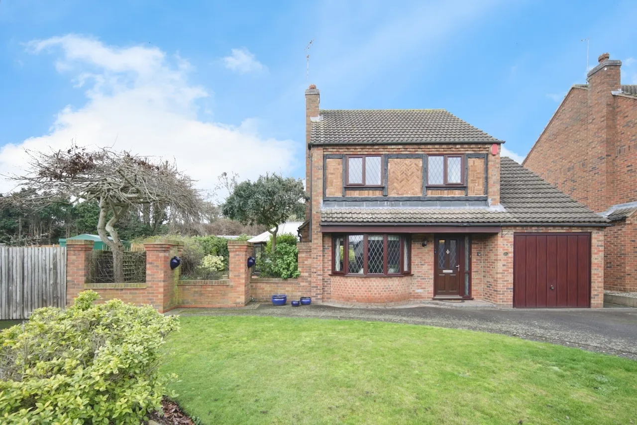3 bed house for sale — Sandpits Close, SUTTON COLDFIELD, West Midlands, B76