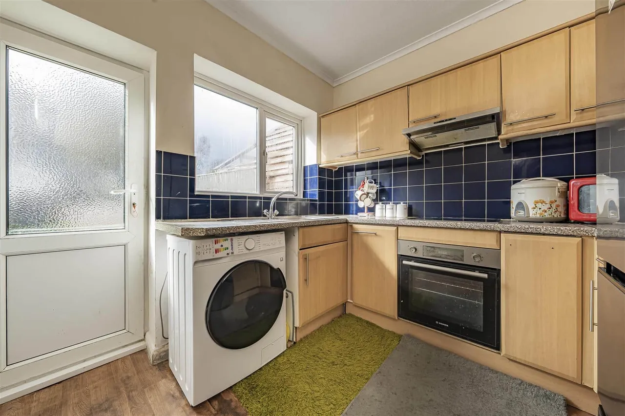Vale Road, Windsor, SL4 5JY, photo 5