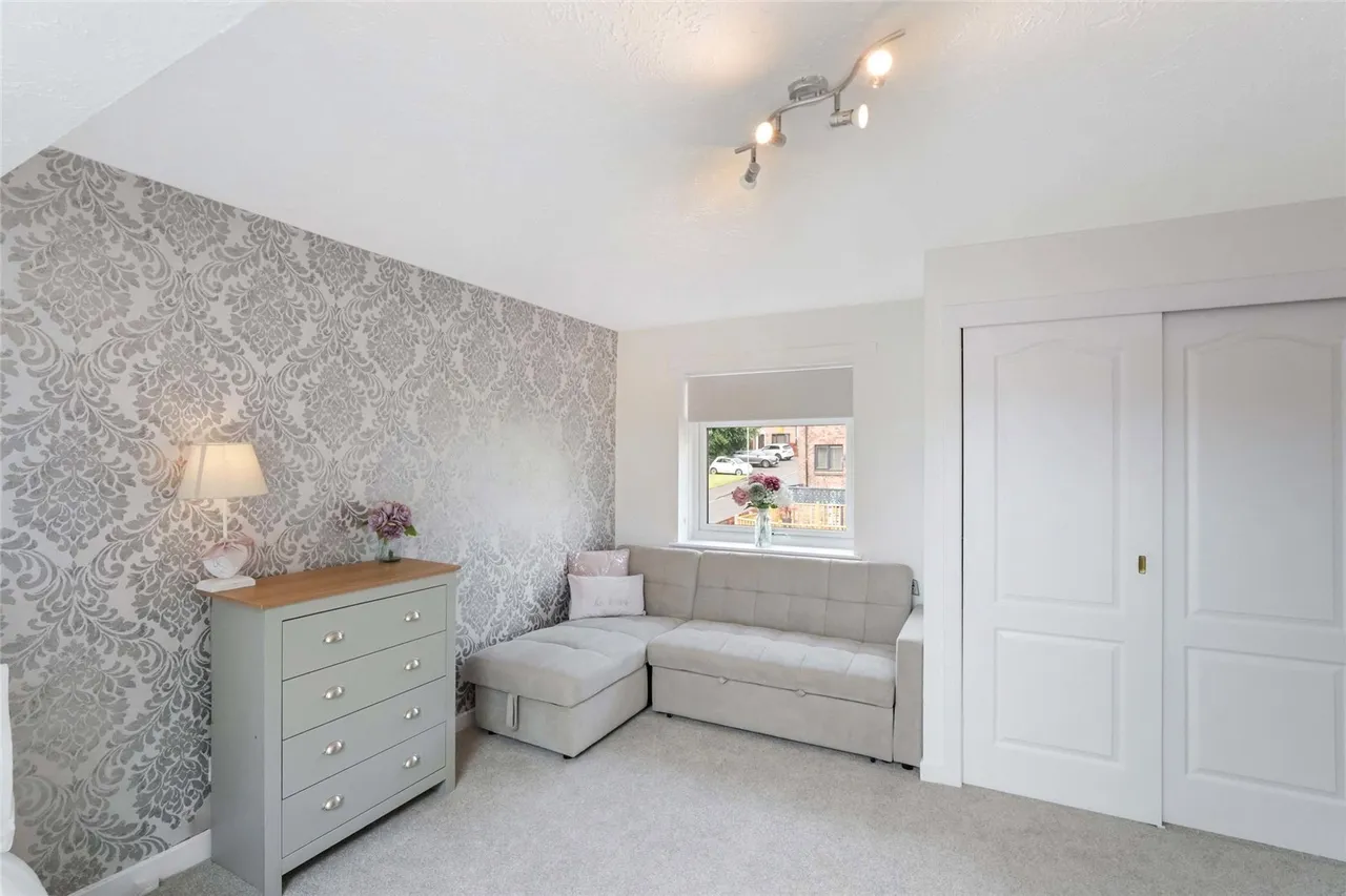 Auchneagh Crescent, Greenock, Inverclyde, PA16, photo 8