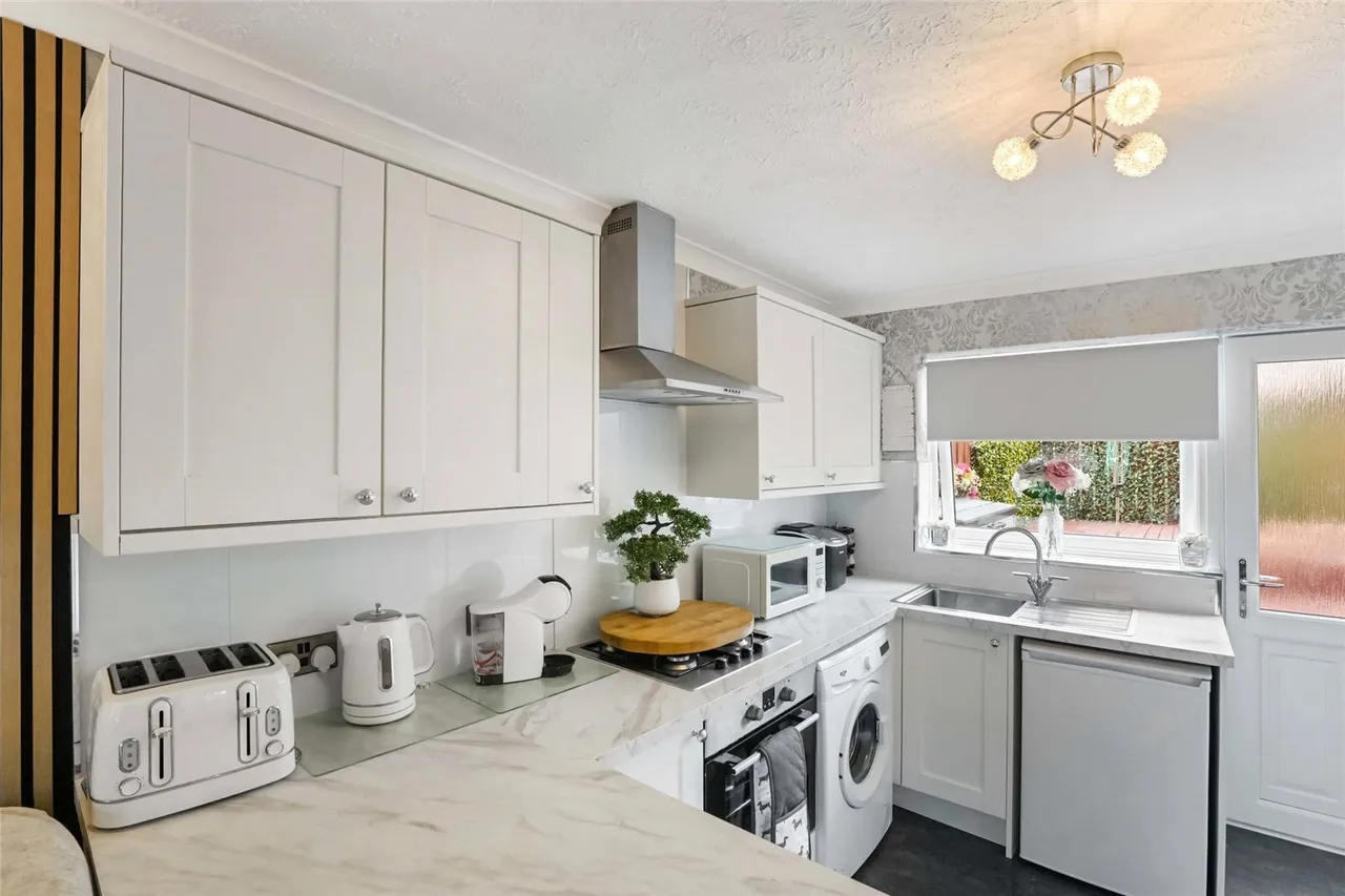 Auchneagh Crescent, Greenock, Inverclyde, PA16, photo 6
