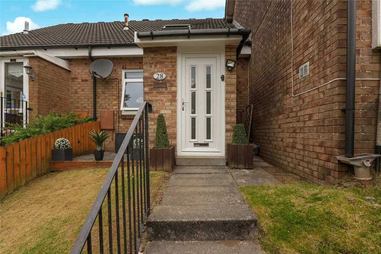Auchneagh Crescent, Greenock, Inverclyde, PA16, photo 14