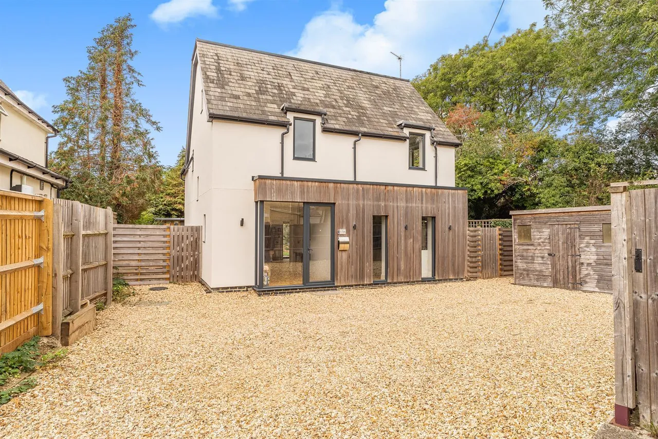 4 bed house for sale, Hensington Close, Woodstock, OX20