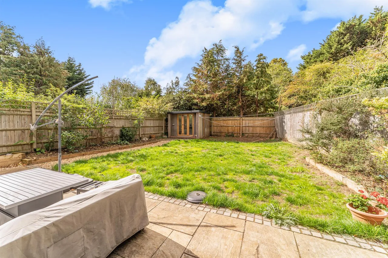 Hensington Close, Woodstock, OX20, photo 14